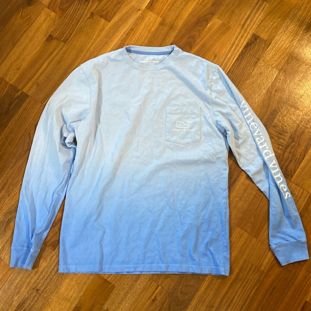 Vineyard vines, size small blue, long sleeve pocketed T-shirt